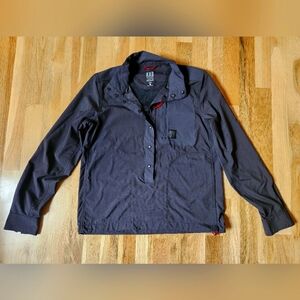 Topo Designs size small, pullover rain and wind layer, black